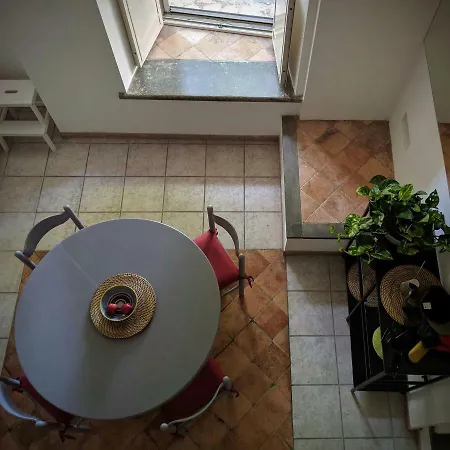 La Tana Apartment *