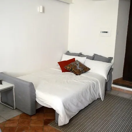 La Tana Apartment *