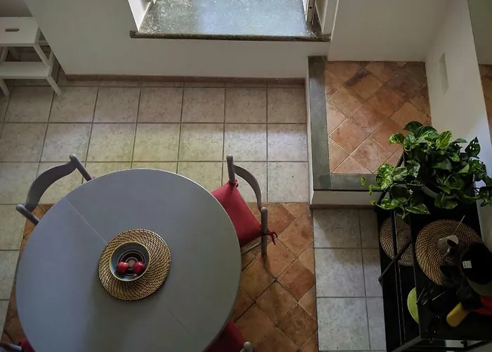 La Tana アパート *