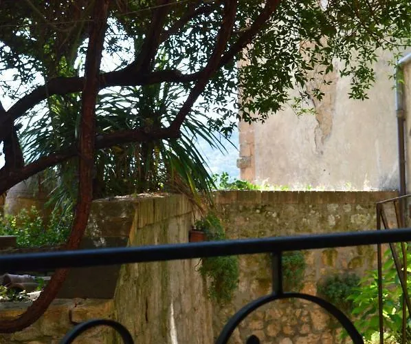 La Tana アパート オルヴィエート